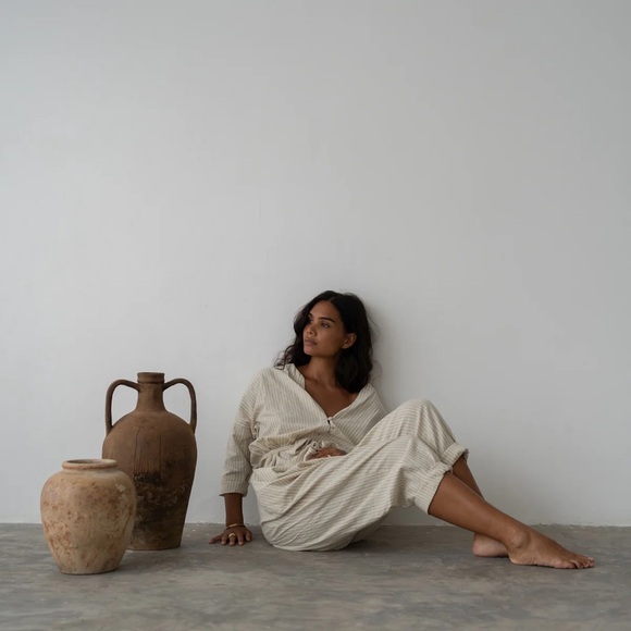 IRIS - ORGANIC PINSTRIPE JUMPSUIT Avy and Co - Picture 6 of 6